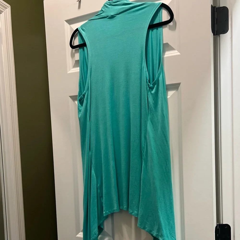 3/$19 Zenana outfitters teal sleeveless open front cardigan top